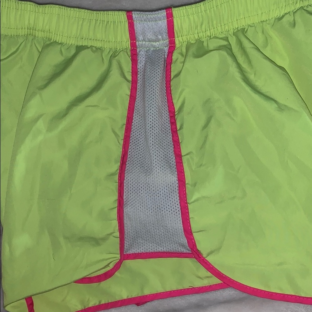 Shorts - Picture 2 of 3